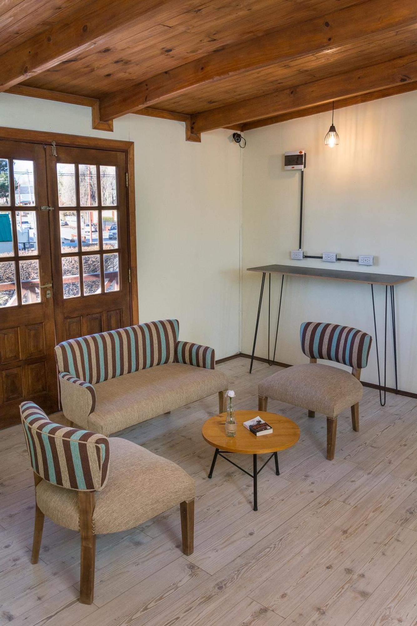 Hostel Buenos Aires Ел Калафате Екстериор снимка